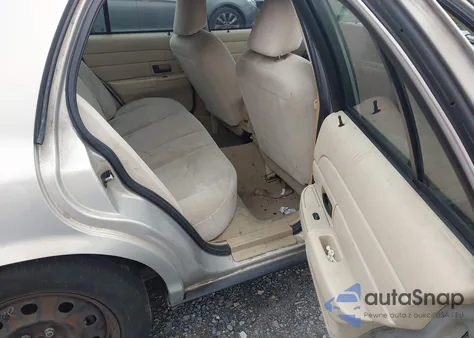 2006 Ford Crown Victoria Police/Police Interceptor z USA, uszkodzony, nr VIN 2FAFP71W46X124824